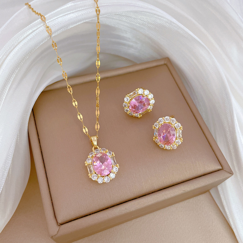 Royal Court Style Pink Egg Cry - Badminton Victory ulasan dan harga